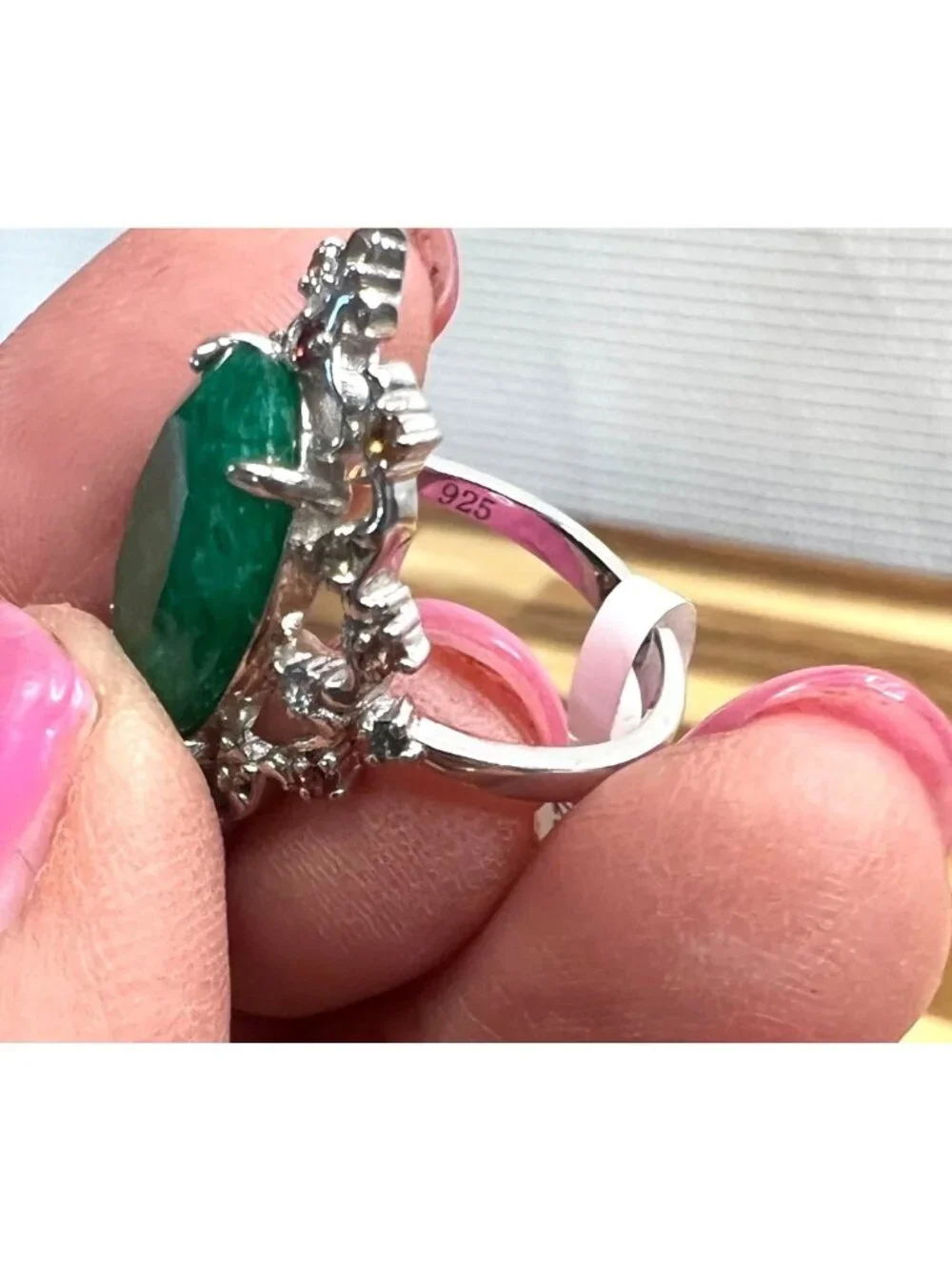Deep green genuine Beryl stone on .925 sterling silver, size 6 - Picture 13 of 13